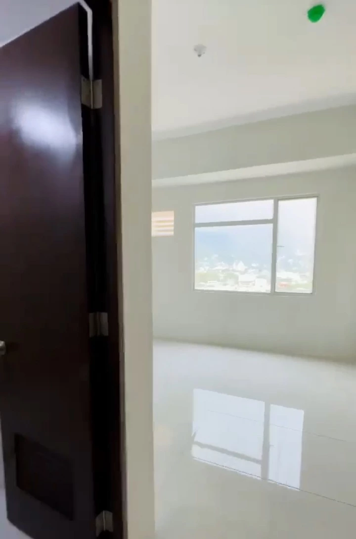 Open photo 11 of 13 — For Sale: Studio Condo in Guadalupe, Cebu City — 20.41 sqm