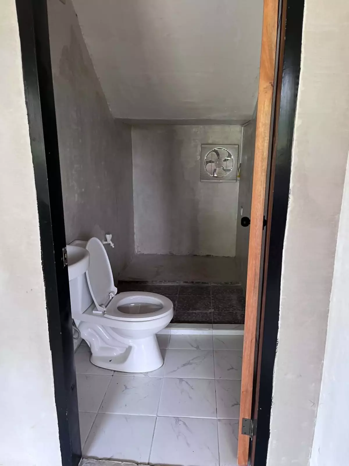 Open photo 16 of 21 — 🏡 Massive 1,438 SQM Lot with 2-Storey House for Sale in Claveria!