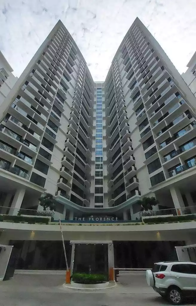 Open photo 26 of 50 — For Sale: The Florence 3BR Condo in Fort Bonifacio, Taguig City
