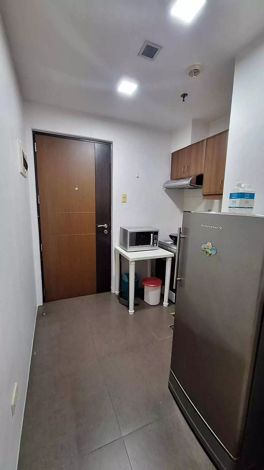 For Rent: Studio unit big cut in Makati CBD — Studio in San Lorenzo, Makati City, Metro Manila — Photo 5