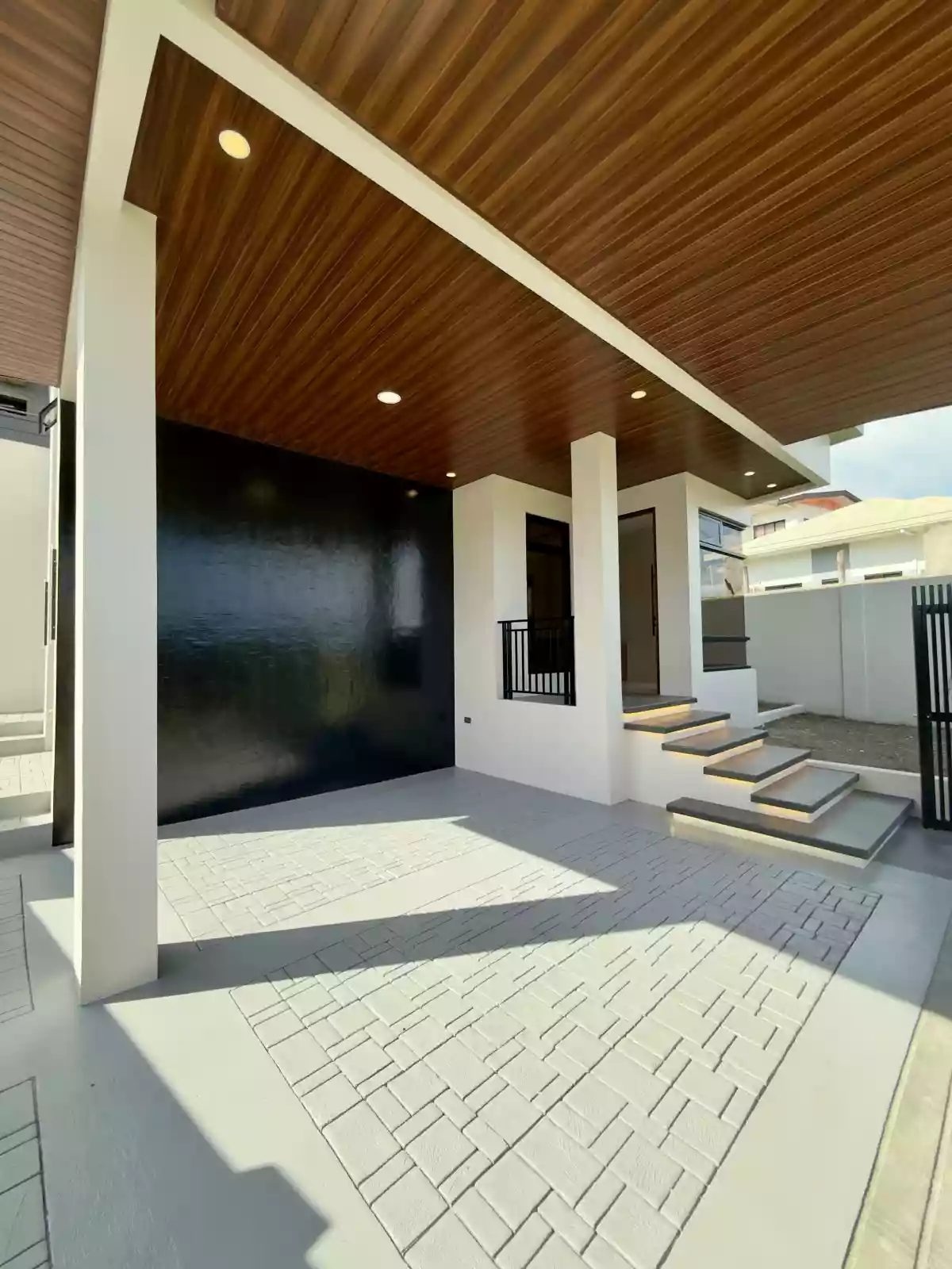 For Sale: 6BR House and Lot in Buhangin, Davao City — 220 sqm — House and Lot in Buhangin (Pob.), Davao City, Davao del Sur — Photo 7
