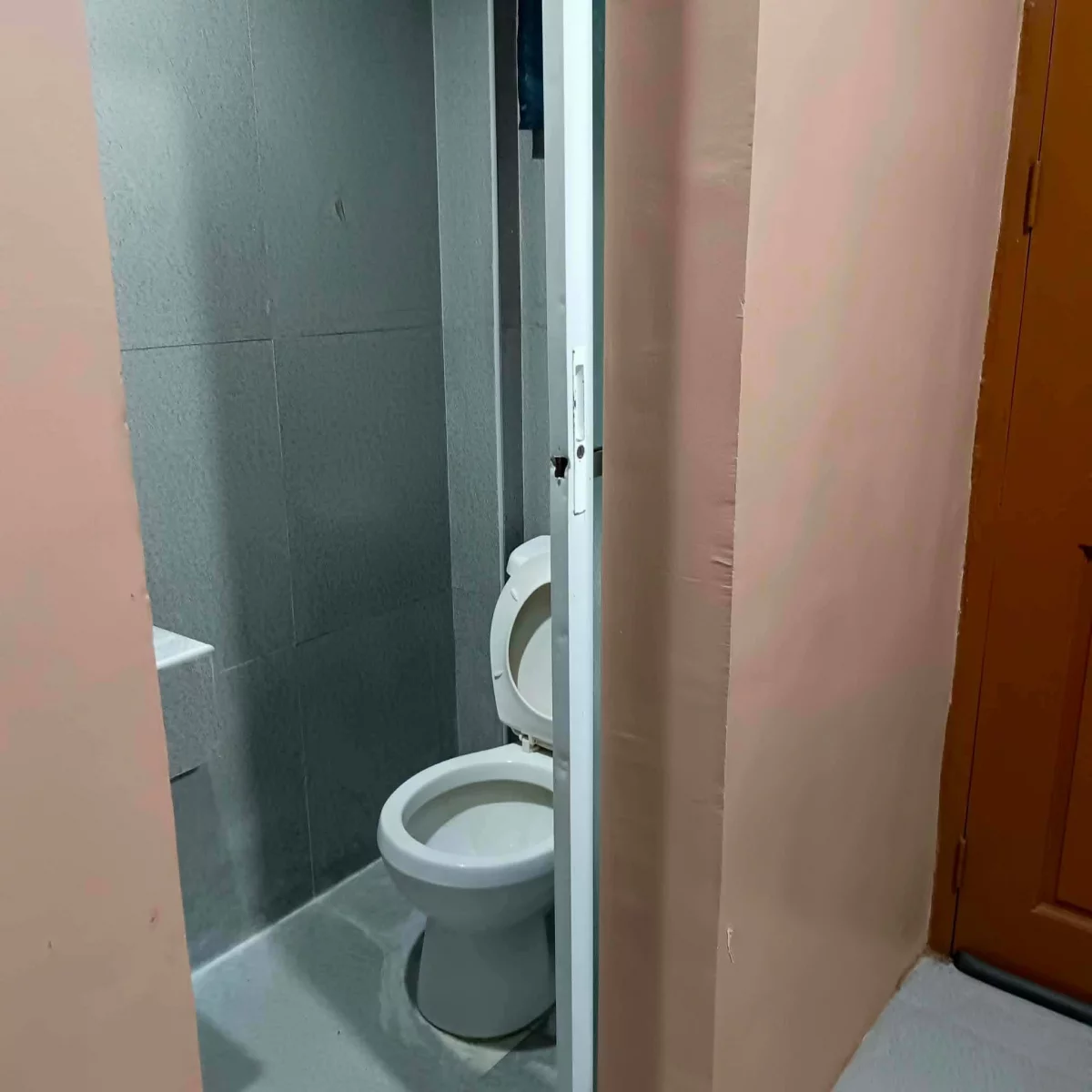 For Rent: Studio Apartment in Ubujan, Tagbilaran City — 20 sqm — Apartment in Ubujan, Tagbilaran City, Bohol — Photo 5