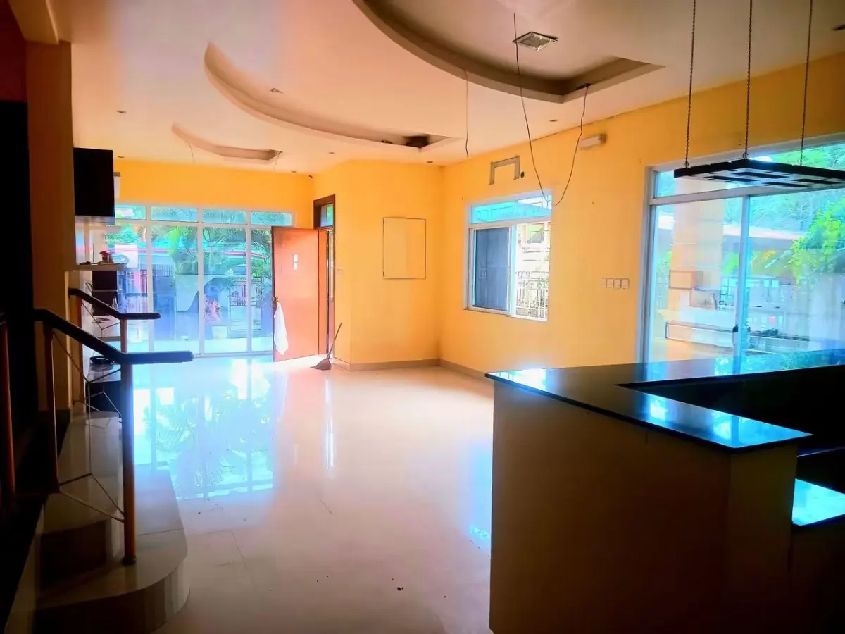 For Sale: 4BR House and Lot in Poblacion, Kitcharao — 414 sqm — House and Lot in Kitcharao, Agusan del Norte, 8609 — Photo 7