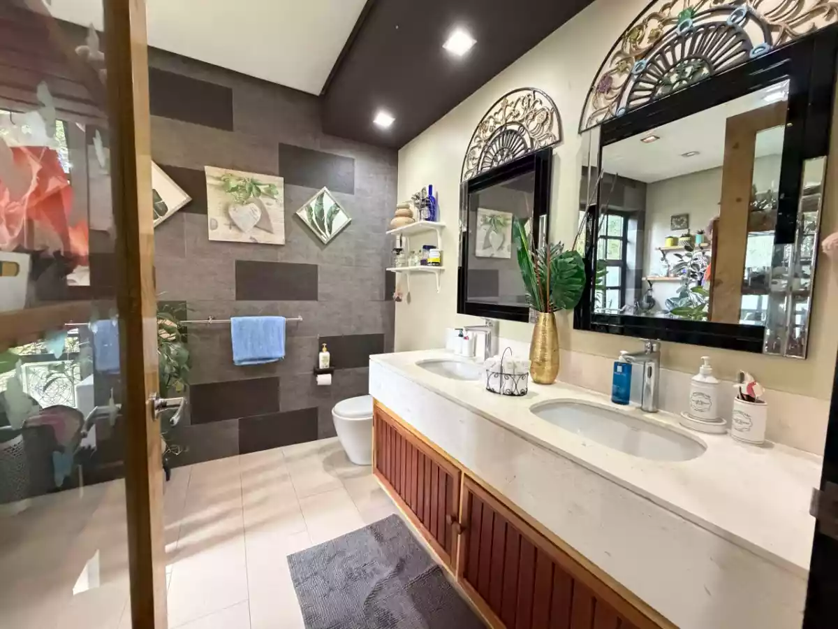 Open photo 17 of 35 — For Sale: 4BR House and Lot in Silang, Cavite — 1,077 sqm corner lot