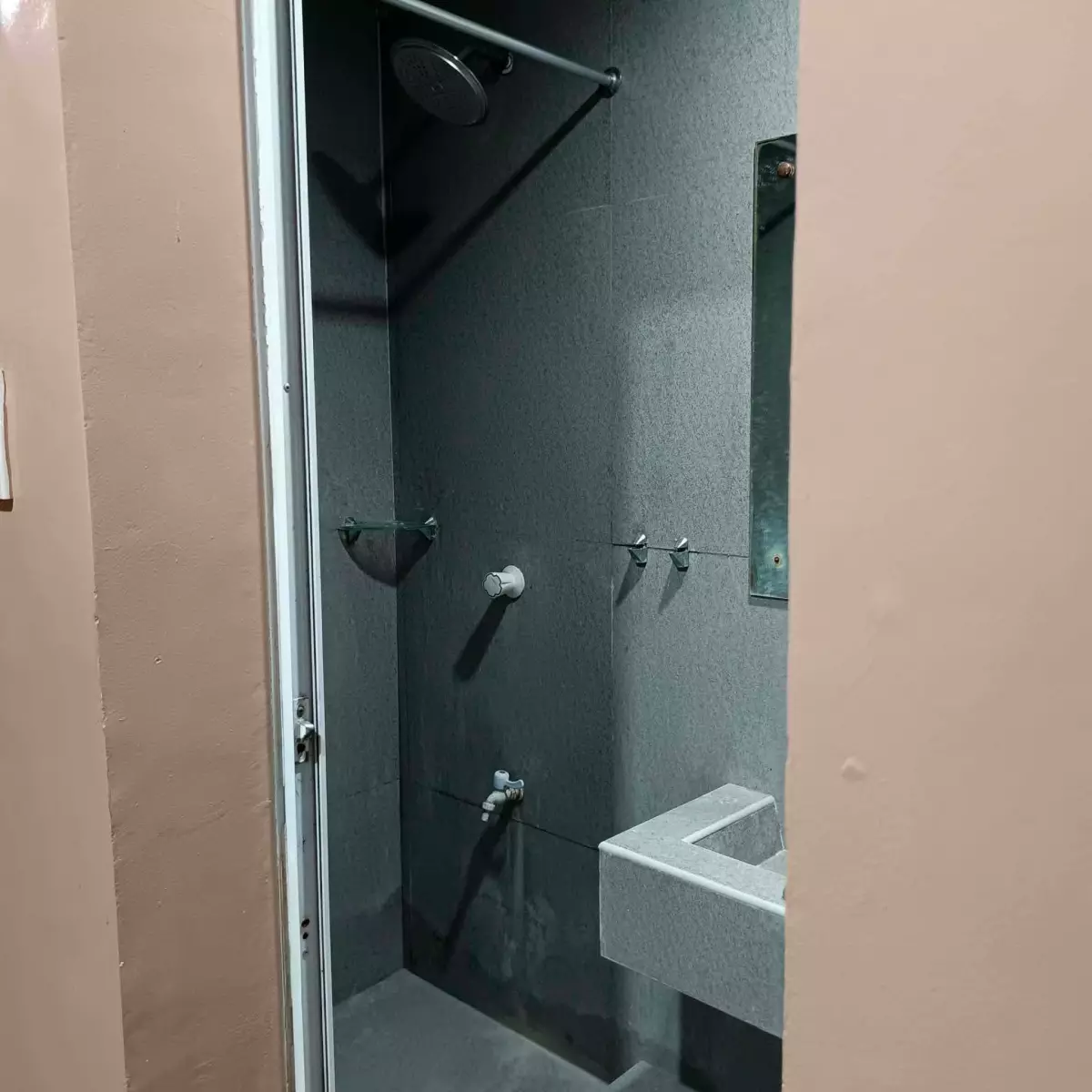 For Rent: Studio Apartment in Ubujan, Tagbilaran City — 20 sqm — Apartment in Ubujan, Tagbilaran City, Bohol — Photo 7