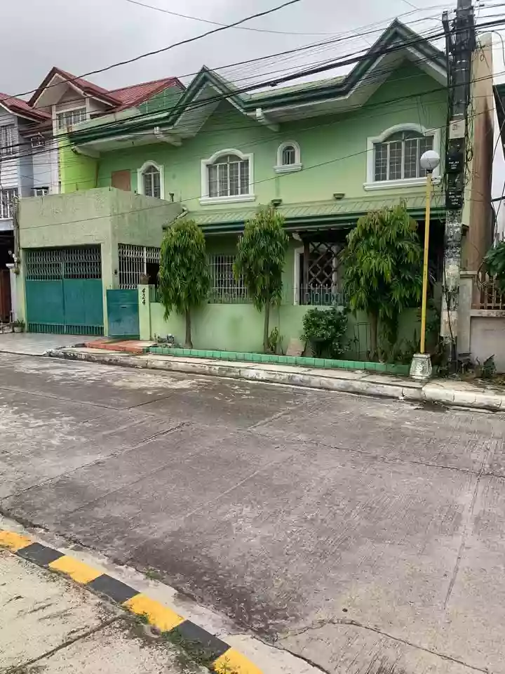 For Sale: 4BR House and Lot in B.F. Homes, Paranaque City — 320 sqm — House and Lot in Paranaque City, Metro Manila, 1702 — Photo 4