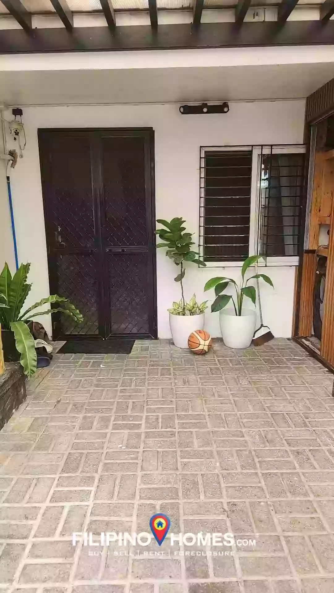 FULLY FURNISHED MODERN HOME FOR SALE in San Felipe, Naga City! — Townhouse in San Felipe, Naga City, Camarines Sur — Photo 4