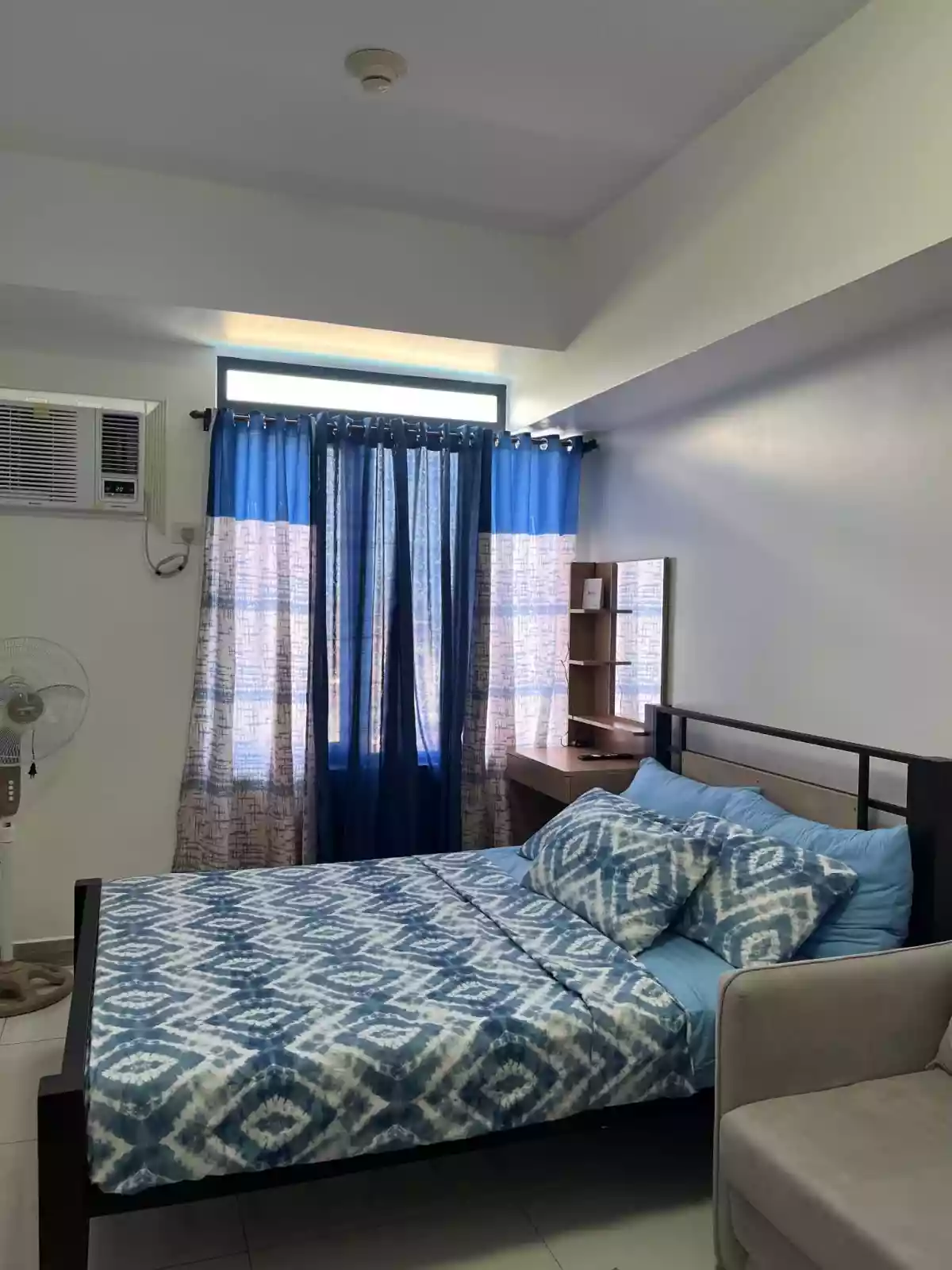 Open photo 15 of 15 — Fully Furnished Studio Unit for Rent in ARC Towers Cebu