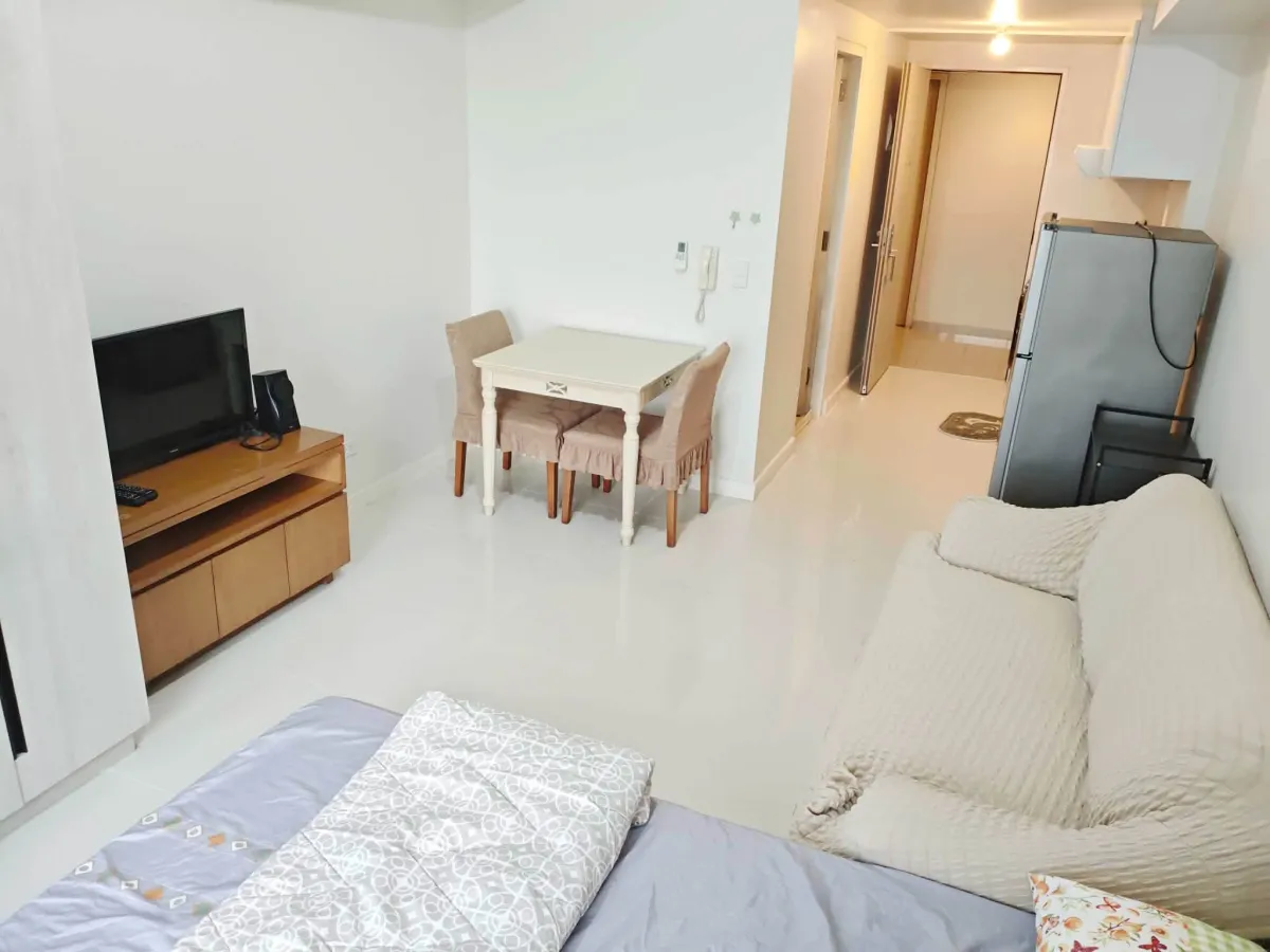 For Sale: Mandani Bay Studio in Centro, Mandaue City — Fully Furnished — Studio in Centro, Mandaue City, Cebu — Photo 7