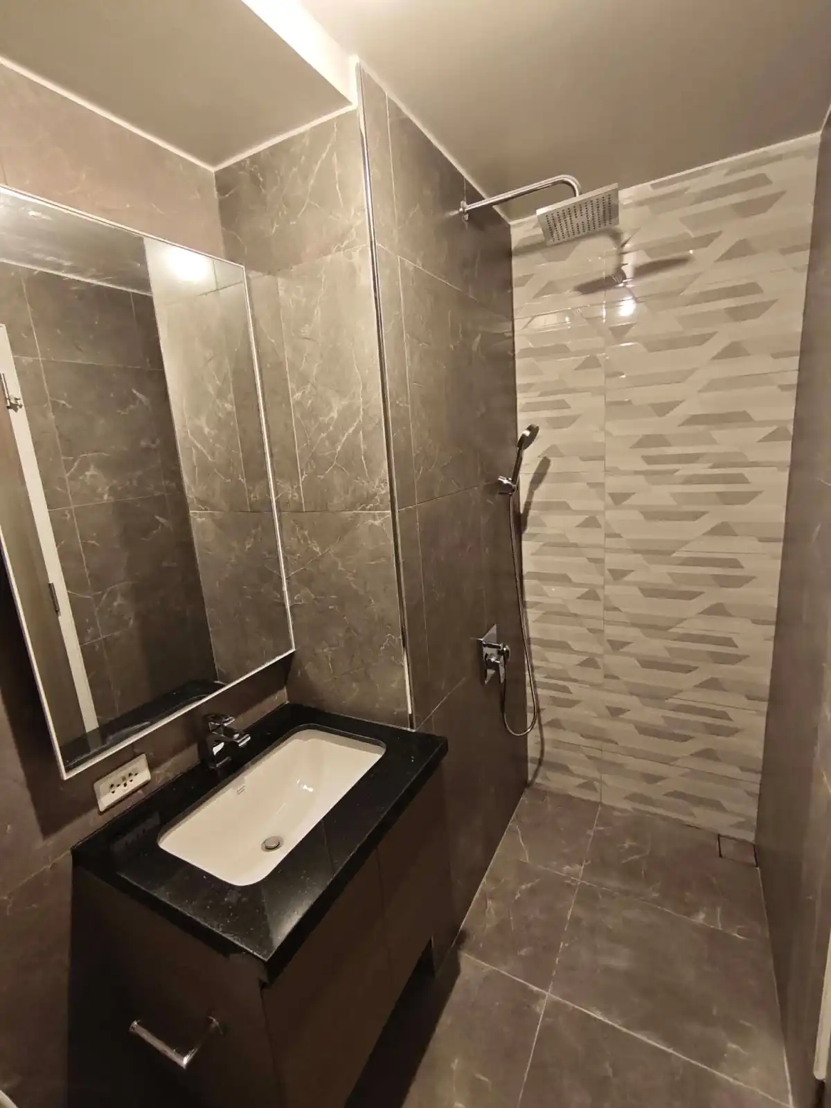 For Sale: Studio Condo in Centro, Mandaue City — 33.28 sqm — Studio in Centro, Mandaue City, Cebu — Photo 3