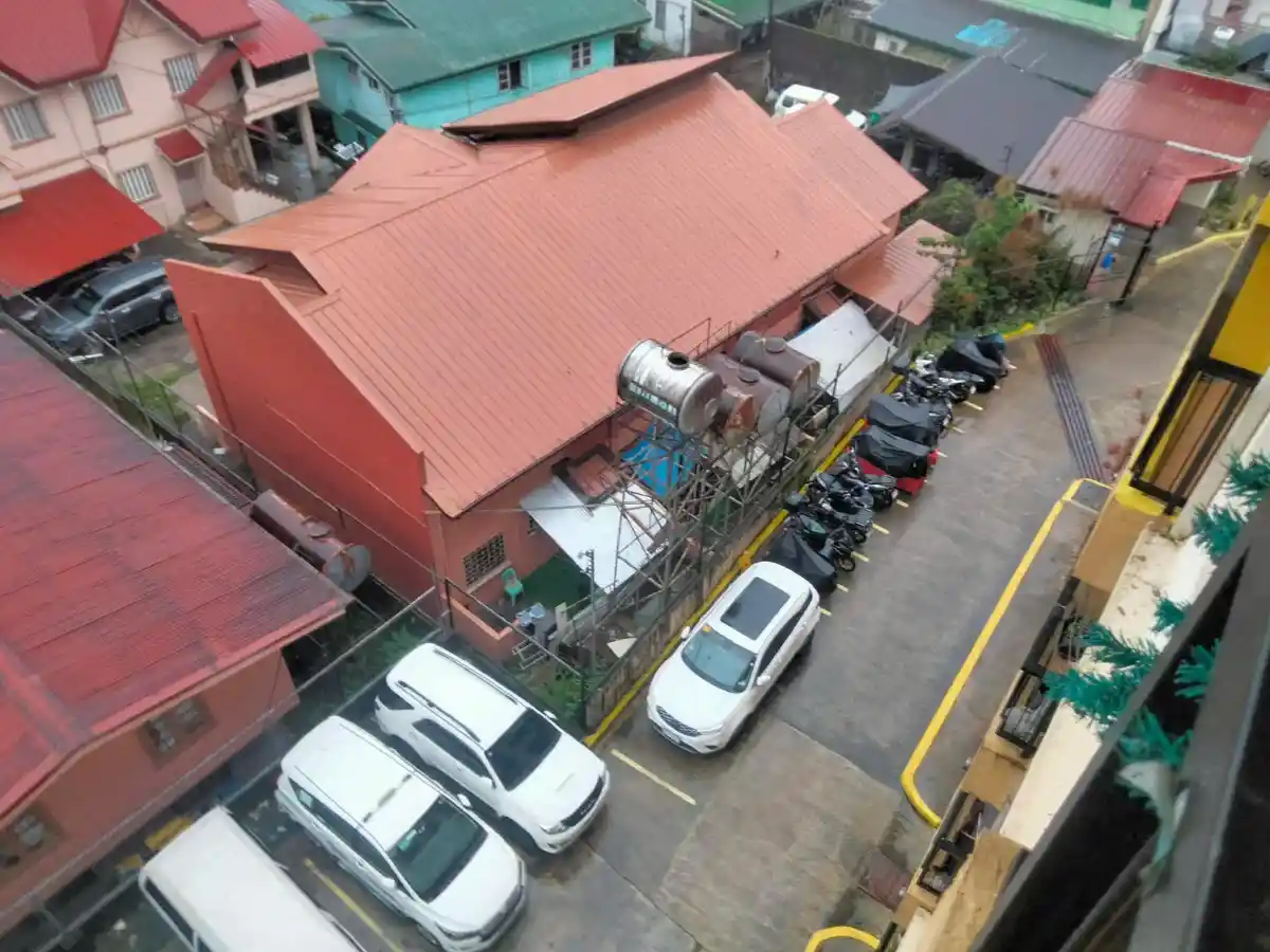 Open photo 14 of 37 — For Sale: Central Apartment 1BR w/ balcony Condo in Trancoville, Baguio City — Fully Furnished