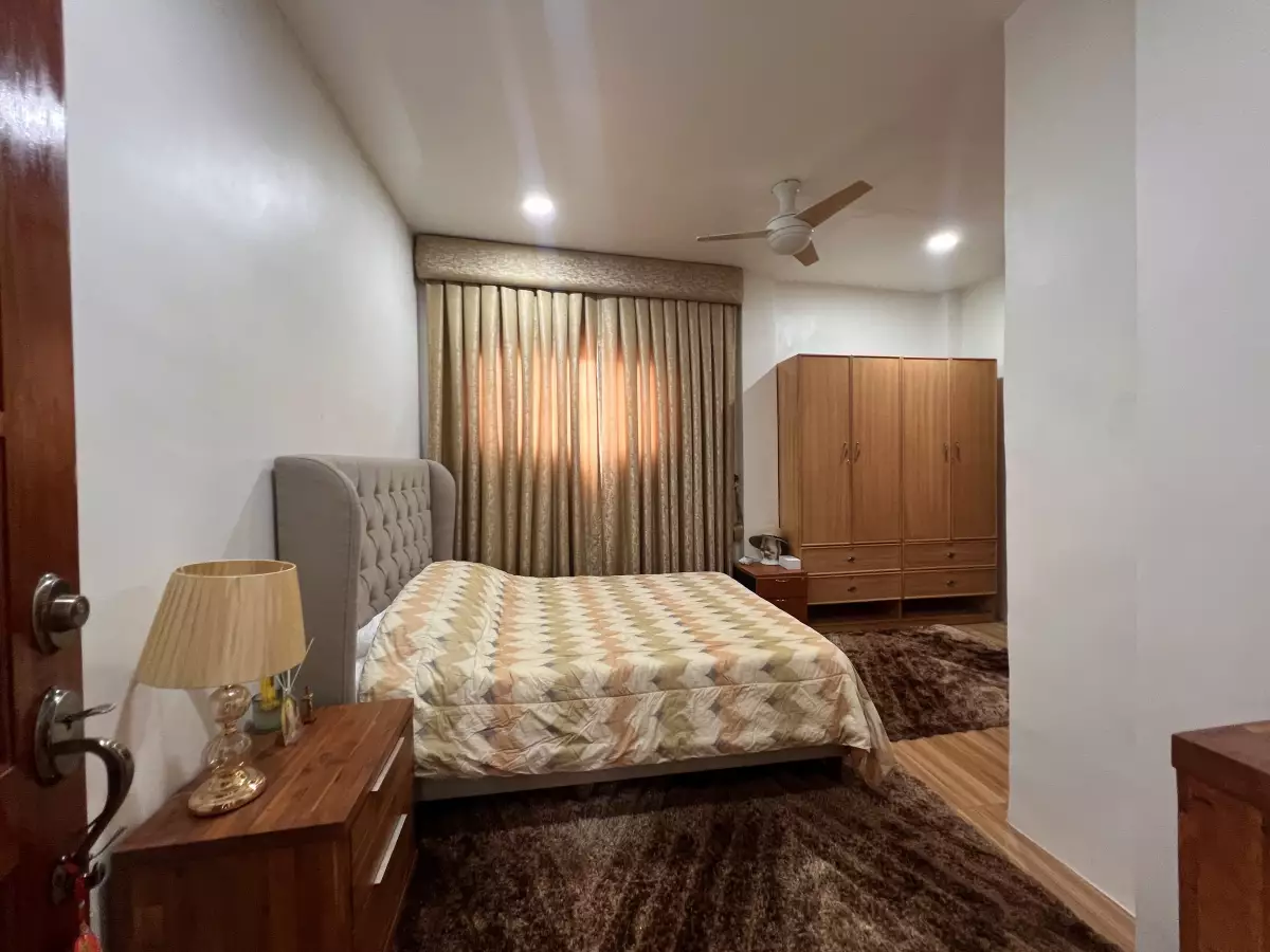 Open photo 22 of 38 — For Sale: 5BR House and Lot in Bankal, Lapu-lapu City — 101 sqm