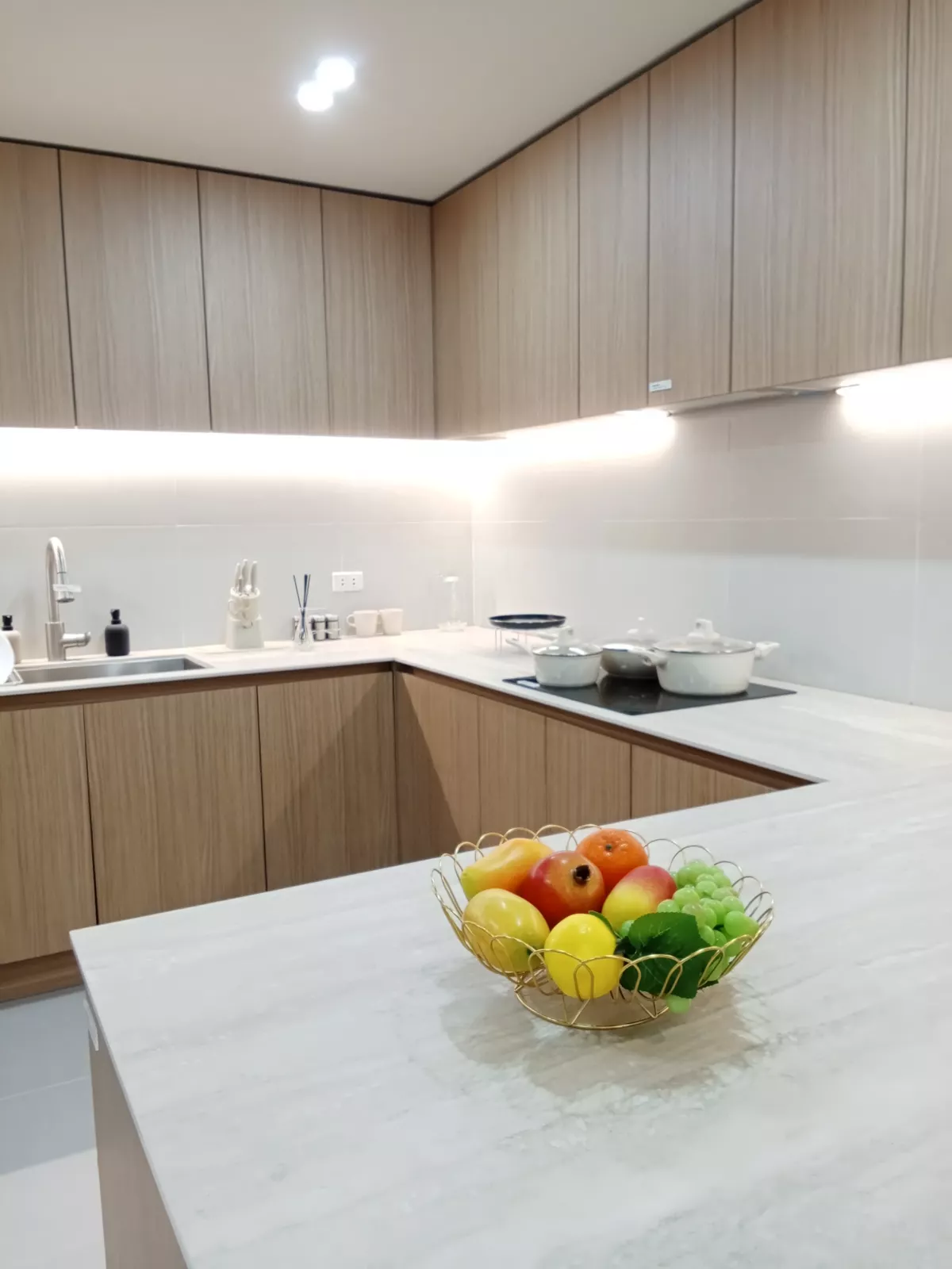 Open photo 28 of 36 — For Sale: The Aperito 4BR Condo with Veranda/Balcony in Clark Freeportzone Pampanga— 269.23 sqm