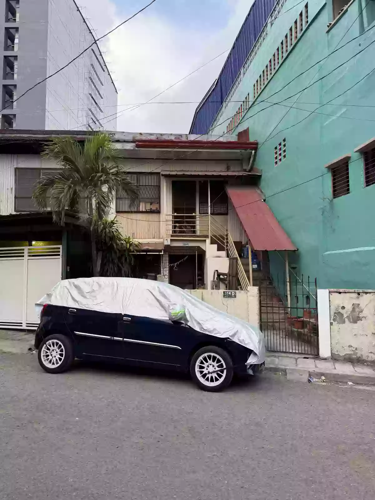 Flood-free titled house & lot in Cebu City (near universities and hospitals)