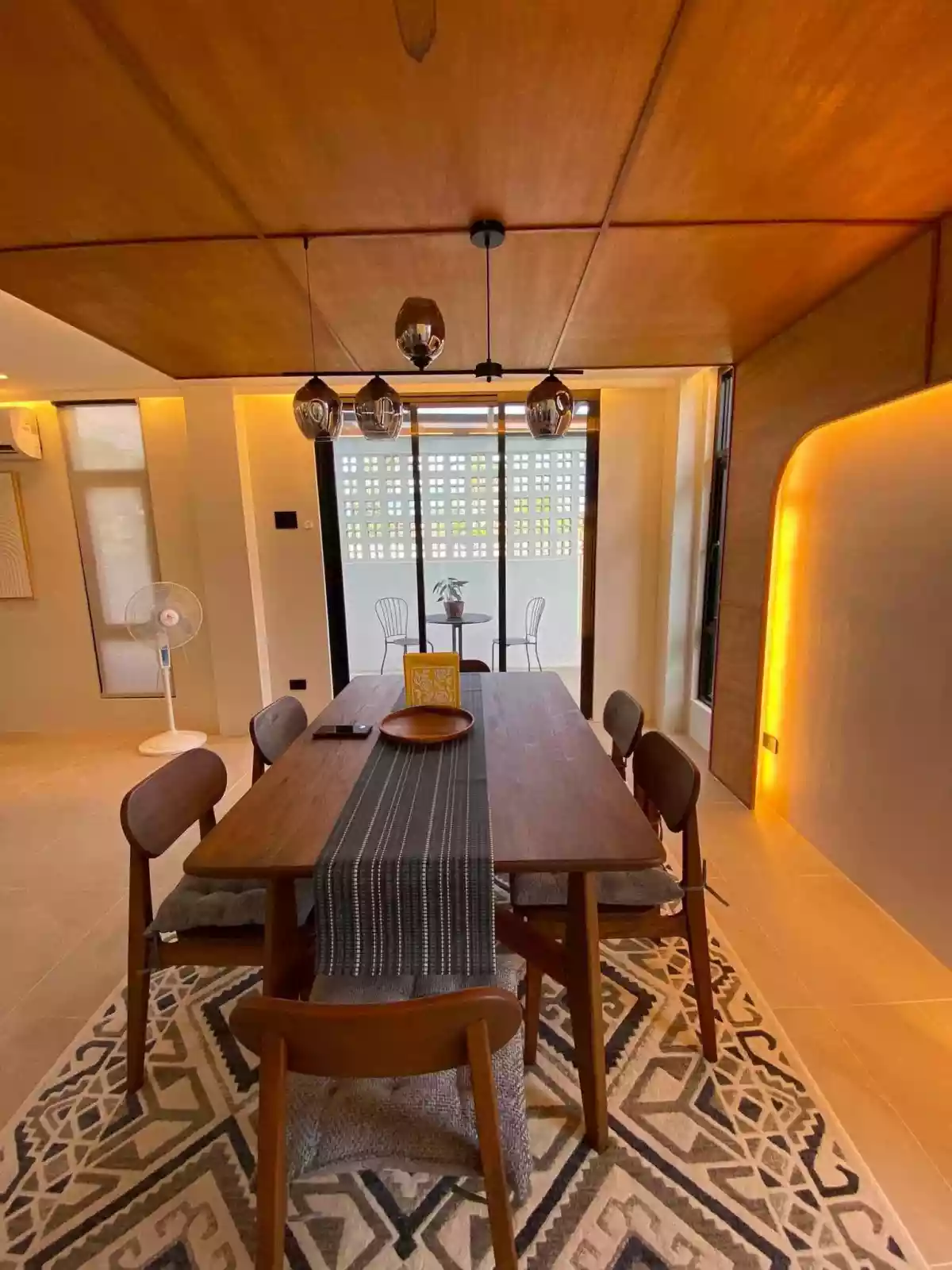 FOR SALE: Luxury Solar-Powered Home with Stunning Mt. Isarog Views | Upland Naga City Pacol, Naga City, Camarines Sur, 4400, Philippines — House and Lot in Naga City, Camarines Sur, 4400 — Photo 4