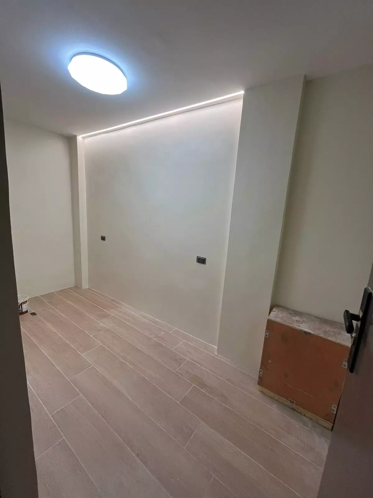 Open photo 11 of 12 — For Sale: 3BR Townhouse in Barangay 880, Manila City — 38 sqm Lot