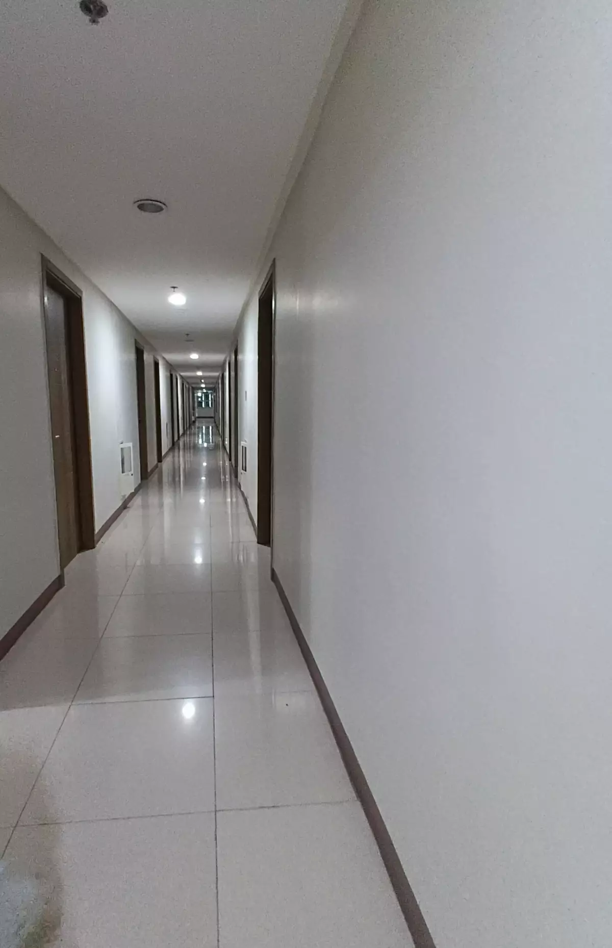 For sale 2br condo unit at SMDC FIELDS RESIDENCES — 2 Bedrooms in Manuyo Uno, Las Piñas City, Metro Manila — Photo 4