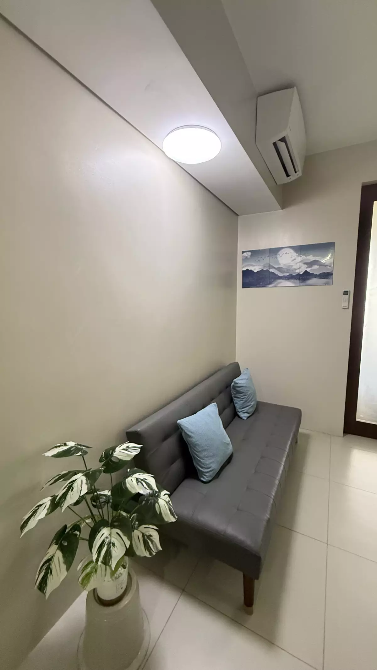 Open photo 28 of 44 — For Rent: 1BR Condo in Camputhaw, Cebu City — 54 sqm Fully Furnished