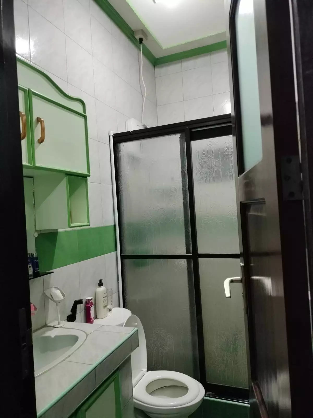 Open photo 12 of 24 — For Sale: 3BR House and Lot in City Heights, General Santos City — 400 sqm Lot