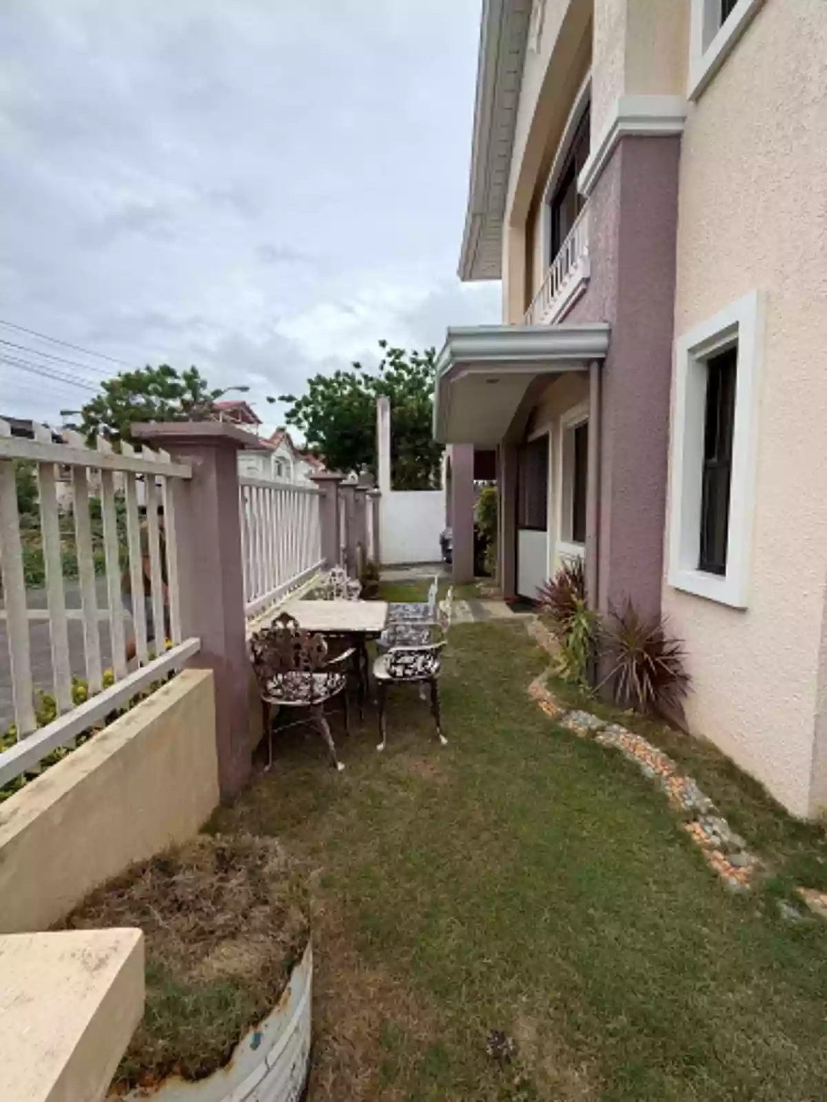 Open photo 27 of 50 — For Sale: 3BR House and Lot Near Metro, Bankal, Lapu-lapu City — Fully Furnished