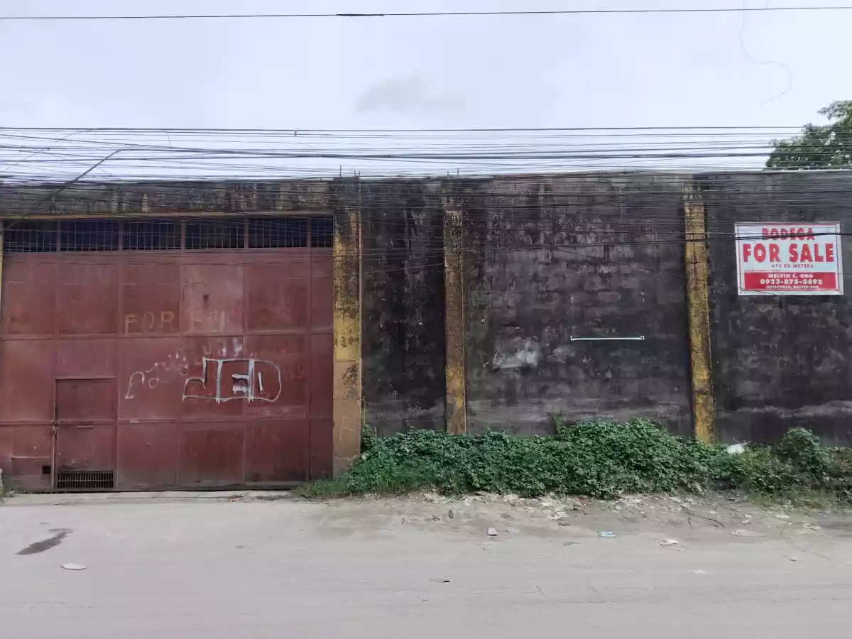 For Sale: Warehouse in San Francisco, Mabalacat — 674 sqm — Warehouse in Mabalacat, Pampanga, 2010 — Photo 3