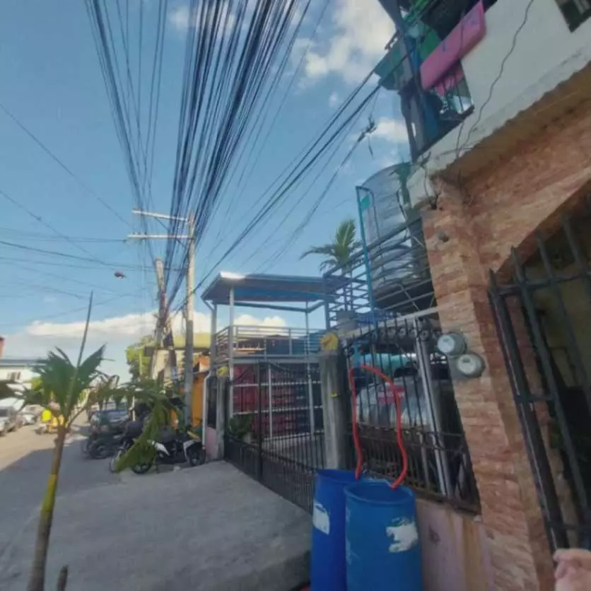 House and Lot for Sale!! w/ business operationnal
