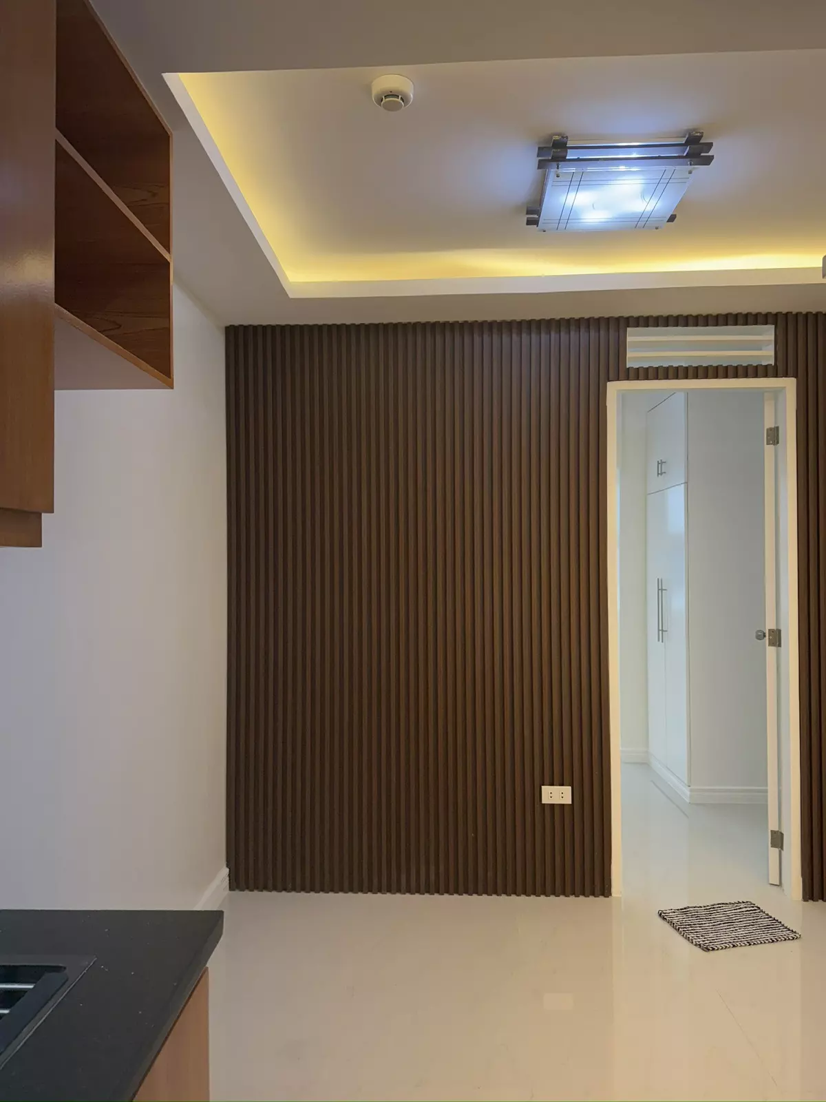 FOR SALE: Victoria De Manila 1 1BR Condo in Malate, Manila City — 1 Bedroom in Metro Manila, 1004, Philippines — Photo 5