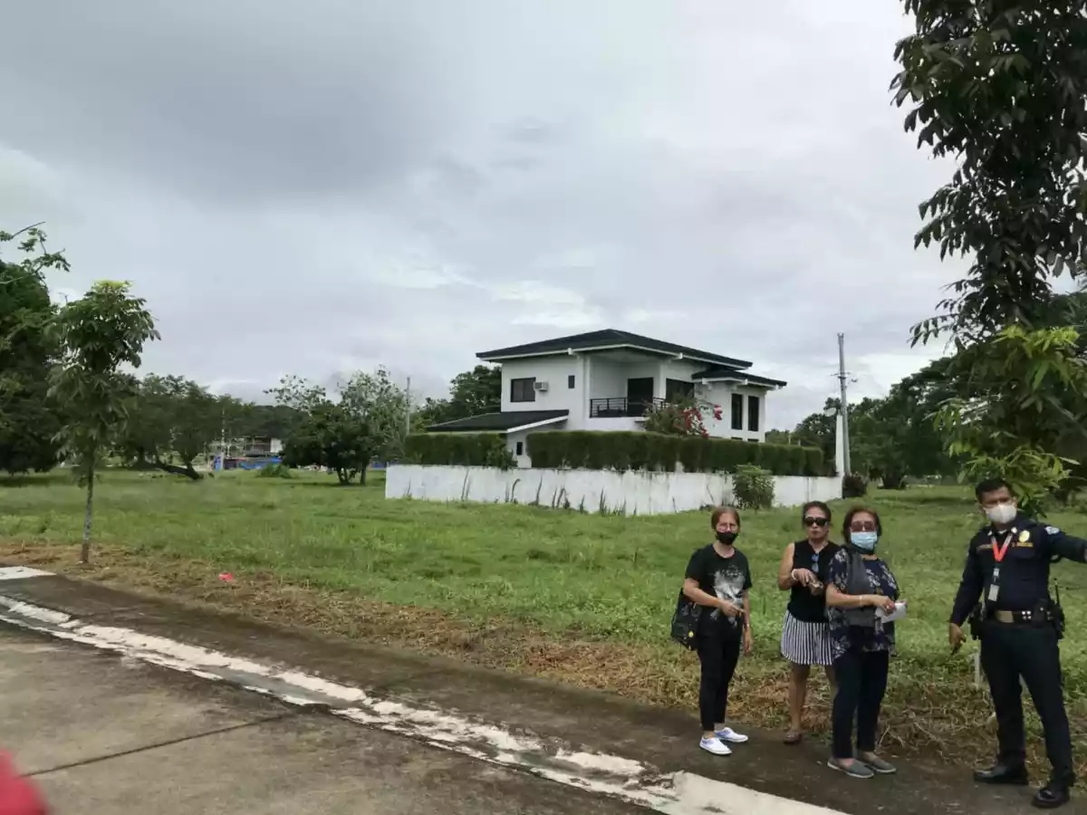 Land close to the beach in Laiya, Batangas, for sale.Subdivision, Resindential lot.247 sqm. — Residential Lot in San Juan, Batangas, 4226 — Photo 5