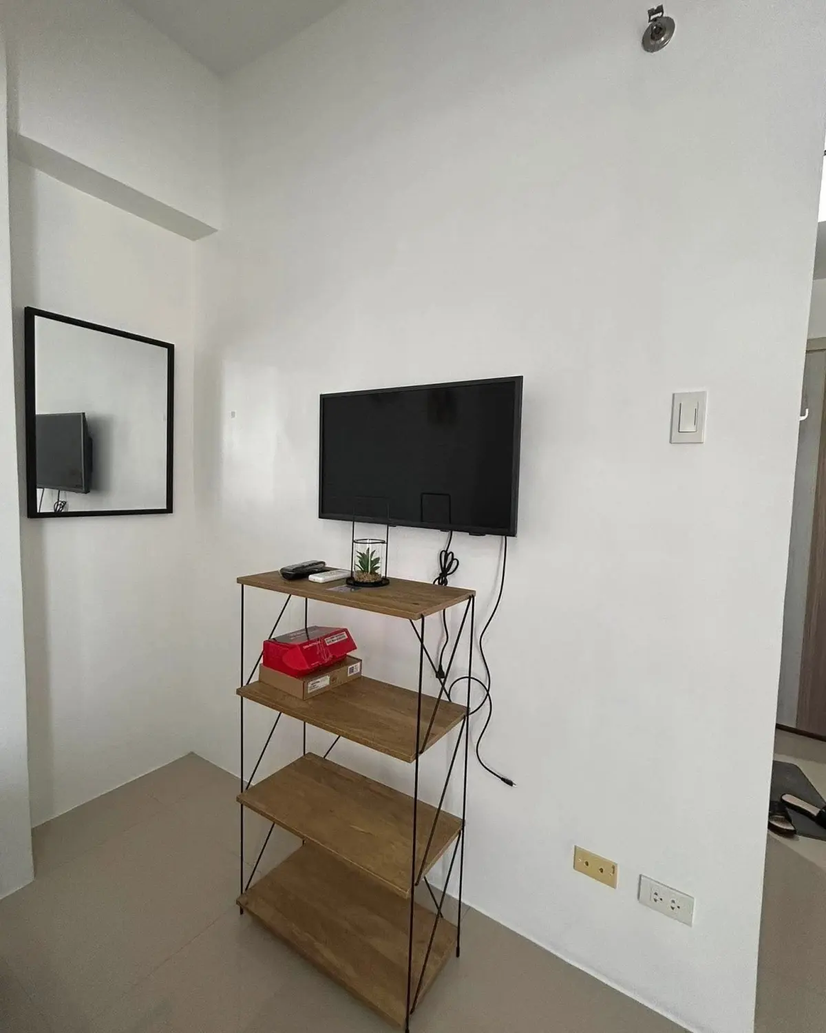 For Rent: Studio Condo Near Cebu City Sports Center, Cebu City — Fully Furnished — Studio in Sambag II (Pob.), Cebu City, Cebu — Photo 5