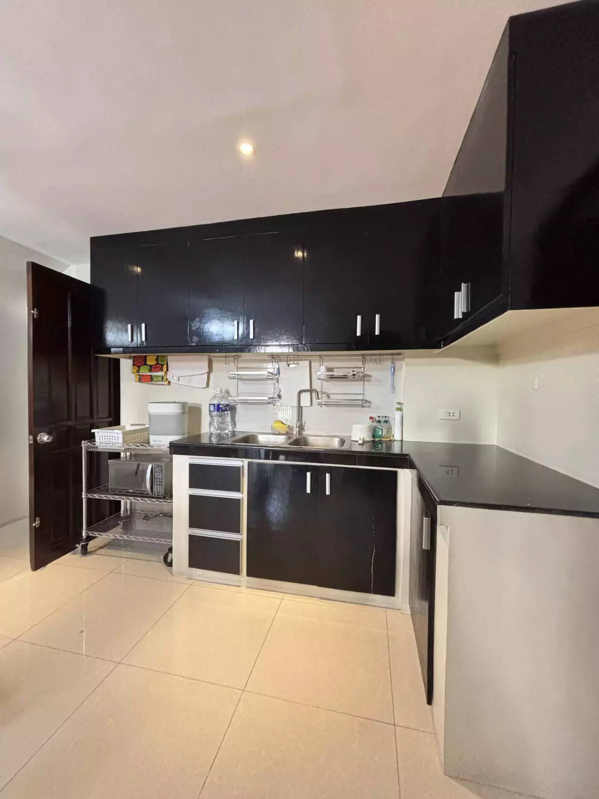 For Sale: 5BR House and Lot in Biasong, Talisay City — 175 sqm — House and Lot in Biasong, Talisay City, Cebu — Photo 6