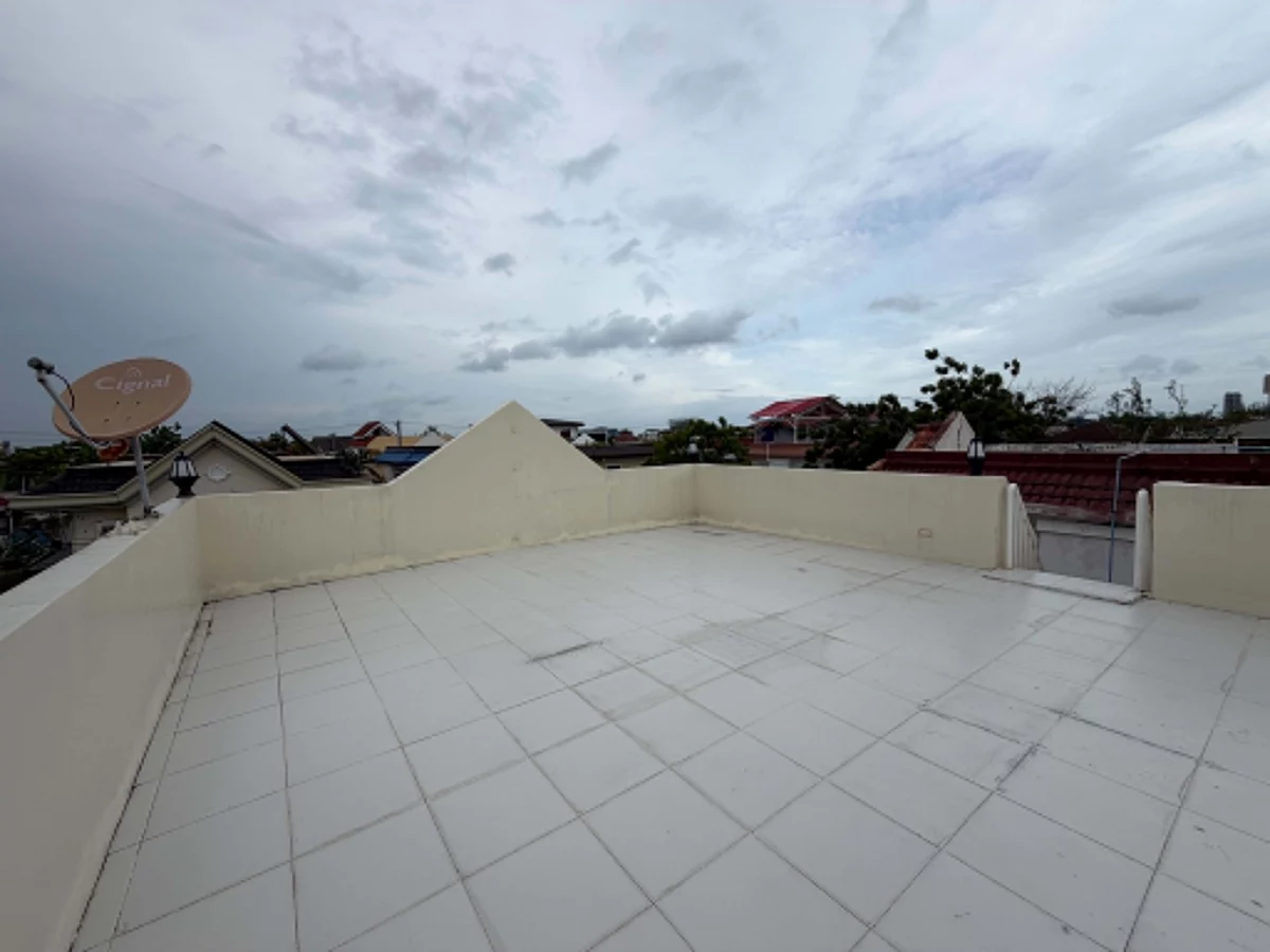Open photo 40 of 50 — For Sale: 3BR House and Lot Near Metro, Bankal, Lapu-lapu City — Fully Furnished