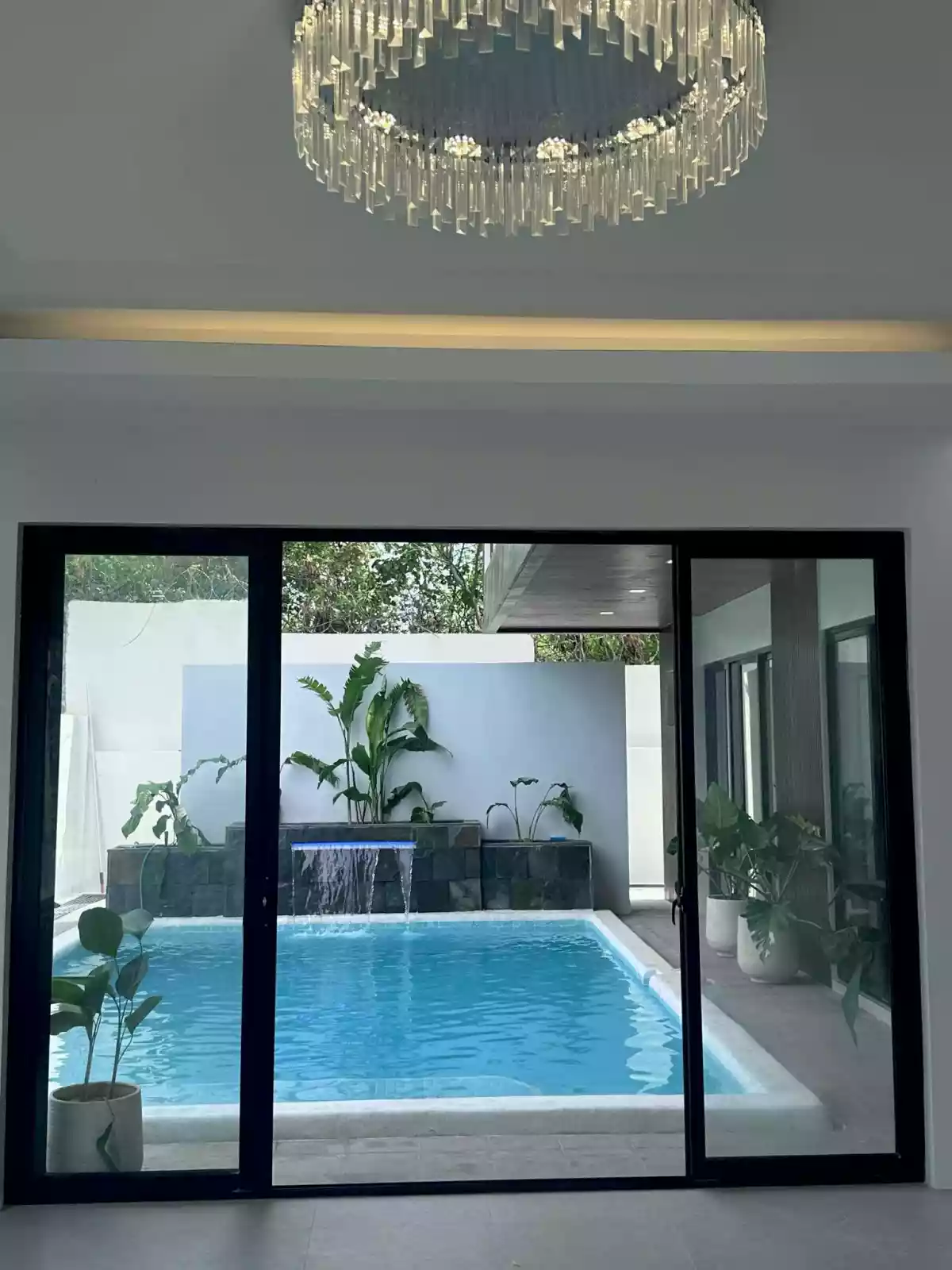 Open photo 13 of 14 — FOR SALE ELEGANT HOUSE AND LOT INSIDE AN EXCLUSIVE SUBDIVISION IN CONSOLACION, CEBU