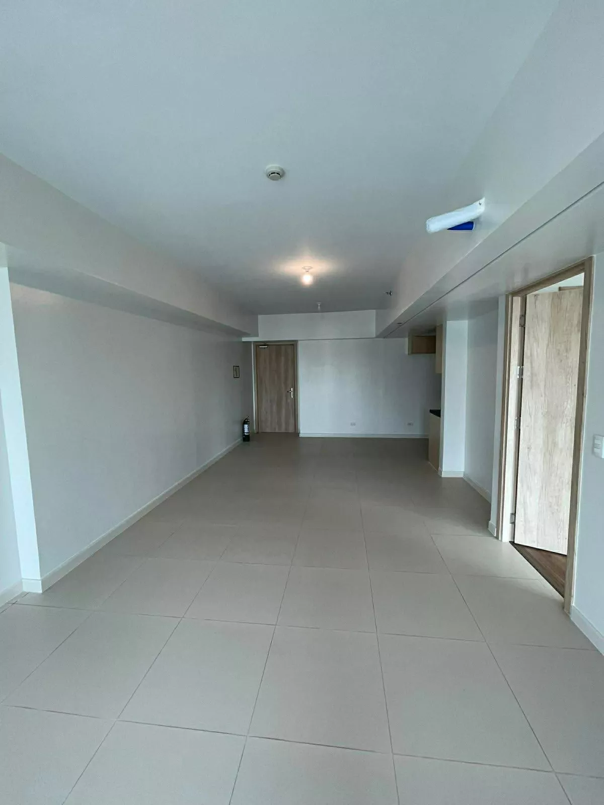 1 Bedroom Condo for Sale in Carmona, Makati City — 69 sqm — 1 Bedroom in Makati City, Metro Manila, 1224 — Photo 3