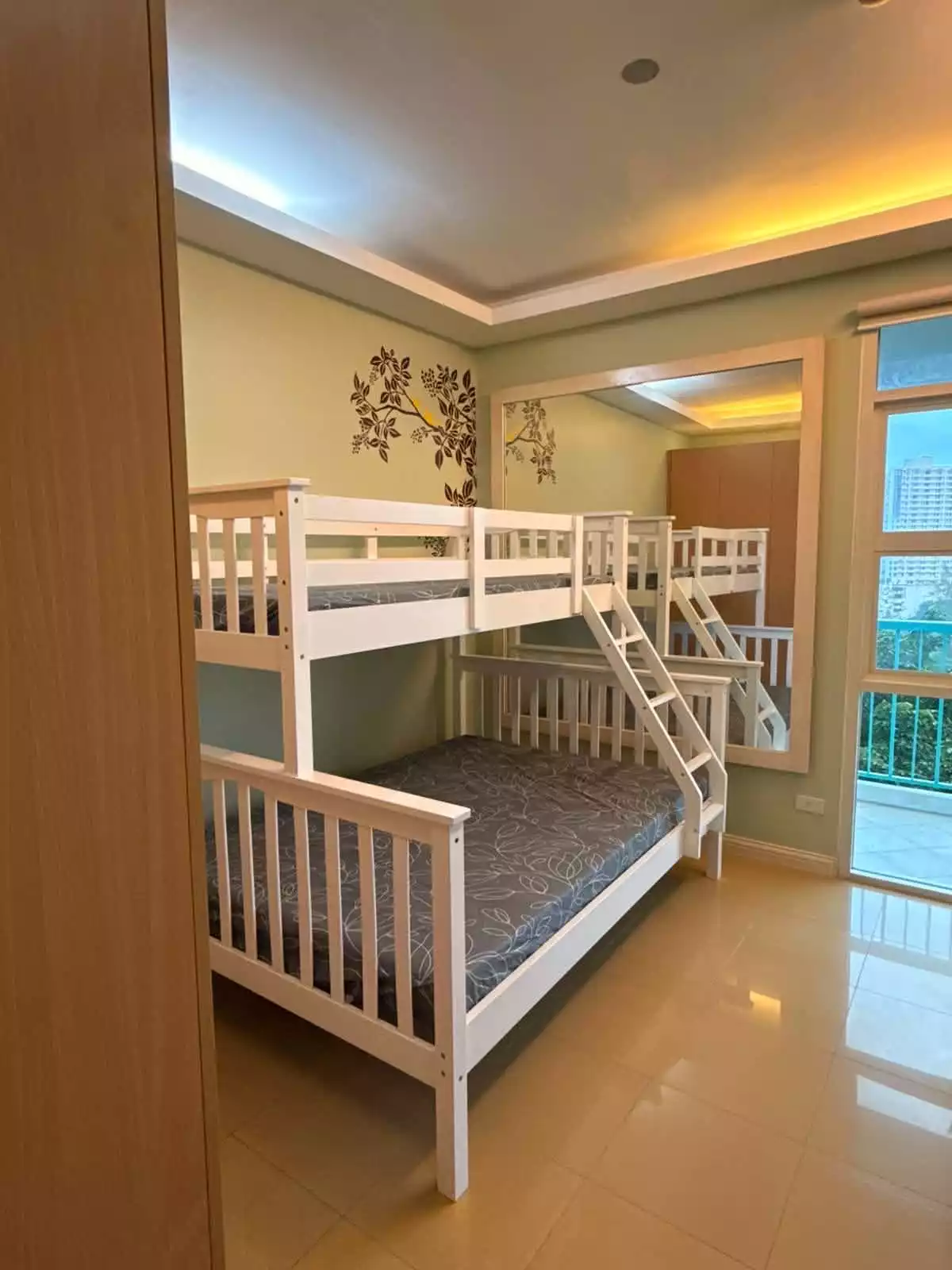 Open photo 12 of 14 — Rush Sale: 3BR Condo in Lahug, Cebu City — 151.65 sqm