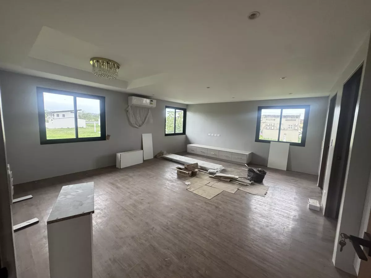 Open photo 12 of 36 — For Sale: 3BR House and Lot in Santo Domingo, Santa Rosa — 299 sqm