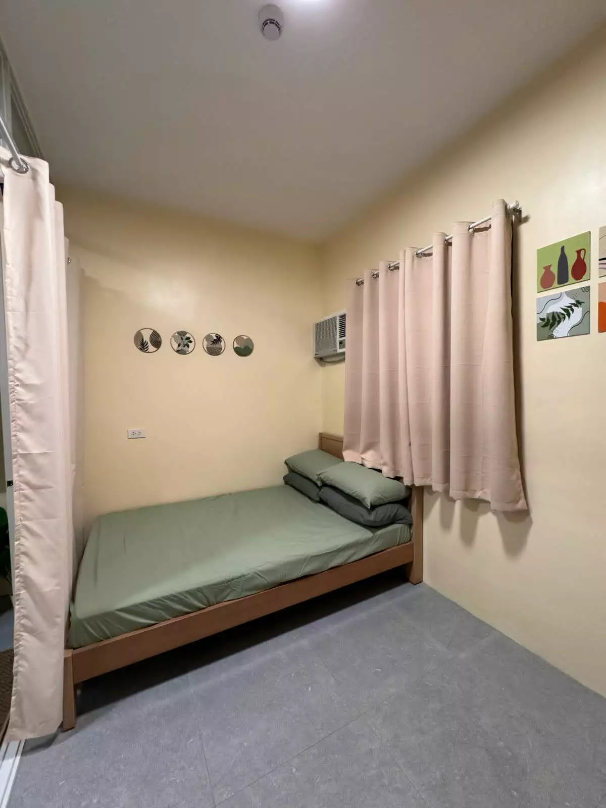 Open photo 15 of 15 — For Sale 1 Bedroom fully furnished in ROMA 1