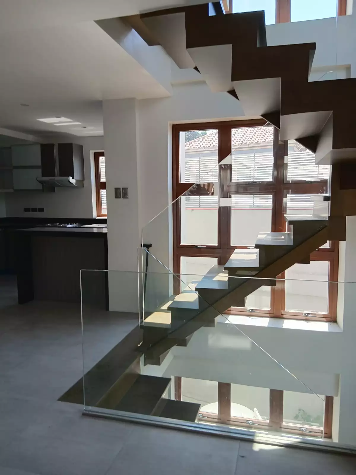 A luxurious townhouse at Gruet Heights San Juan — Townhouse in San Juan City, Metro Manila, 1502 — Photo 4
