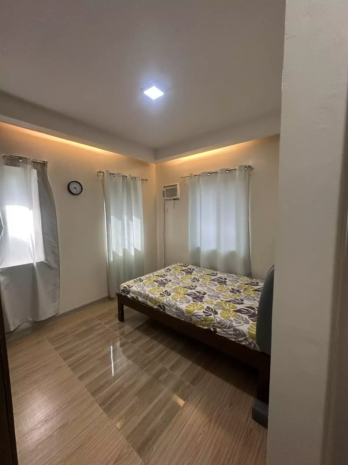 Spacious 5-Bedroom House and Lot in a peaceful & secured Community in Town&Country, Talisay — House and Lot in Zone 15 (Pob.), Talisay, Negros Occidental — Photo 5