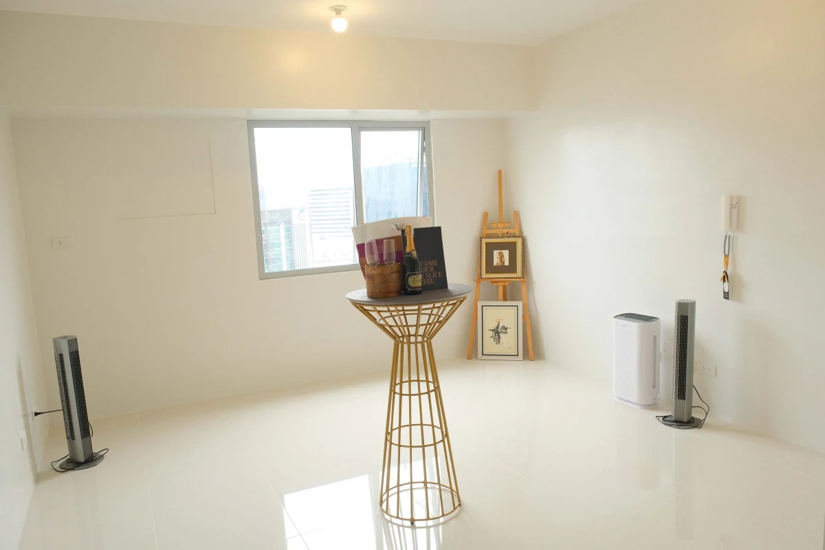 TAFT EAST GATE STUDIO UNIT FOR ASSUME