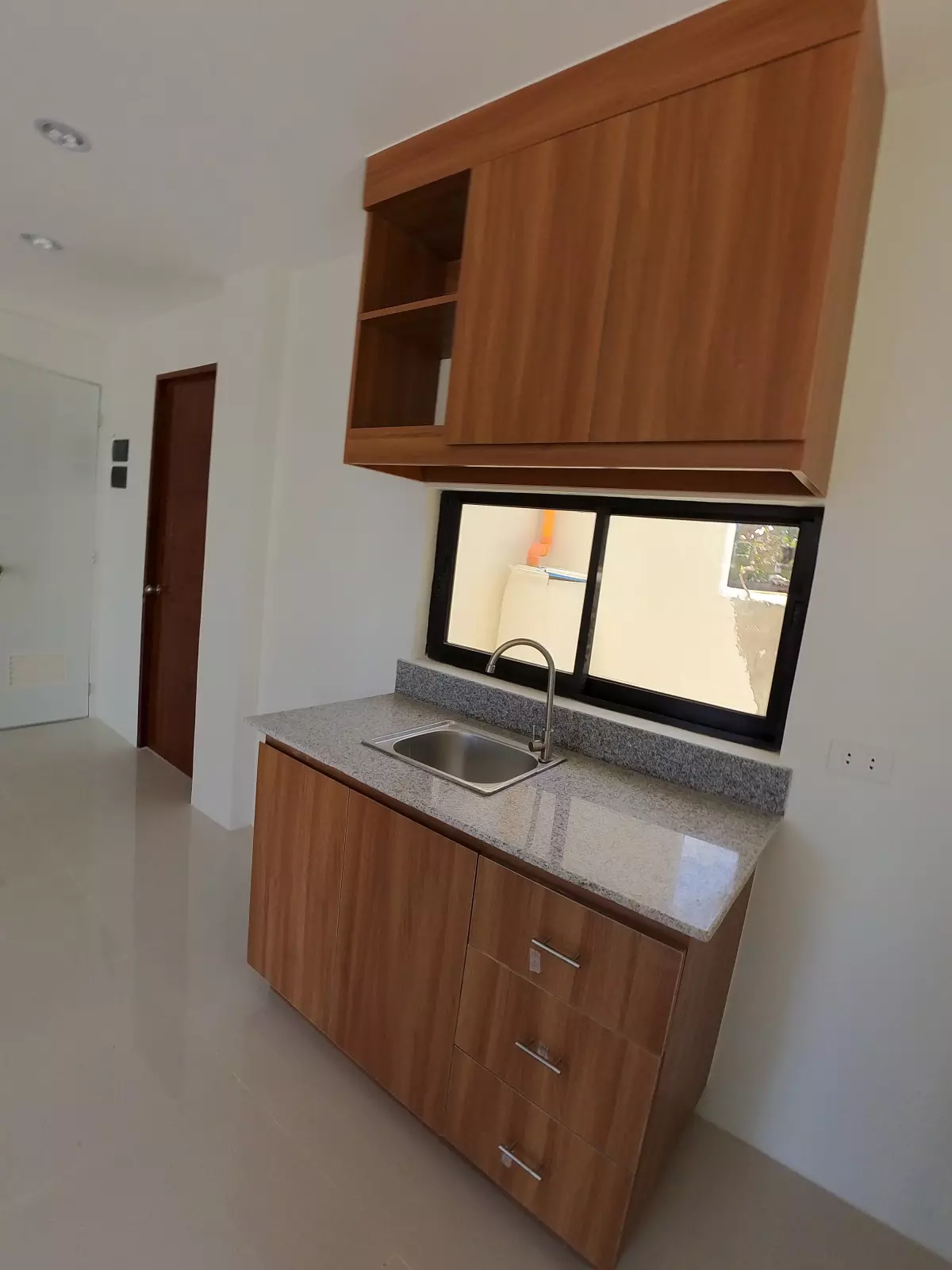 RUSH FOR ASSUME: 4BR Duplex House and Lot in San Vicente, Liloan — House and Lot in San Vicente, Liloan, Cebu — Photo 2