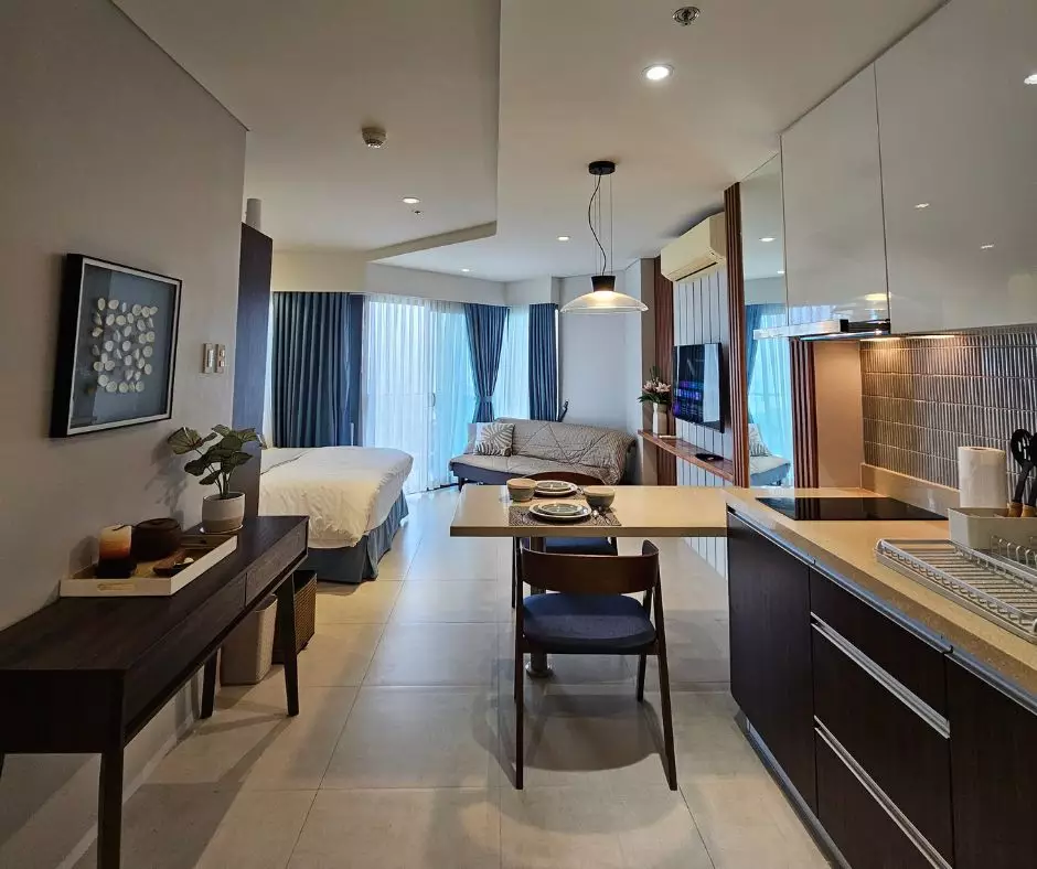 For Rent: Studio Condo with Balcony in Tambuli Seaside Living, Lapu-Lapu City — 30 sqm