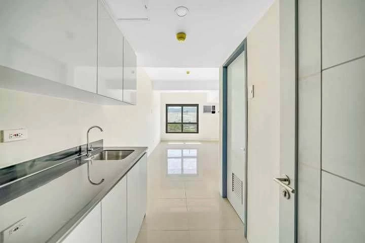 For Sale: J Tower Residences Studio near SM Jmall Mandaue City — Studio in Mandaue City, Cebu, 6014 — Photo 2