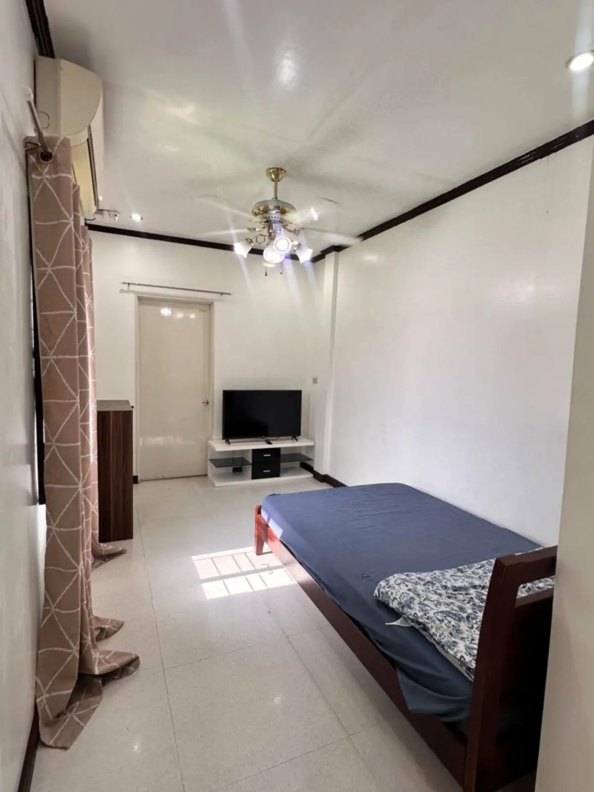 For Rent: 3BR Townhouse in Lagao, General Santos City — Fully Furnished — Townhouse in Near: Hope Christian School, Stockbridge International School, Gaisano Malls — Photo 2