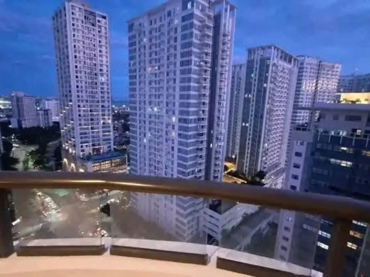 Open photo 12 of 14 — For Rent: 1BR Condo in Mabolo, Cebu City — The Alcoves