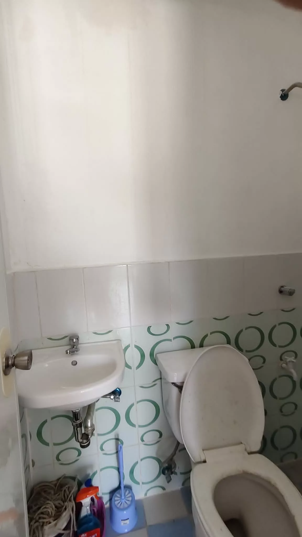 For Assume 2 BR House for only 300K in Villa Casita Bogo — House and Lot in Bogo City, Cebu, 6010 — Photo 2