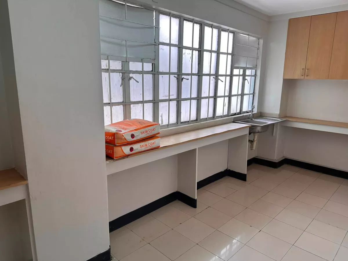 For Lease: 185sqm Office Space Baliuag Bulacan with Parking — Office in Bagong Nayon, Baliuag, Bulacan — Photo 6