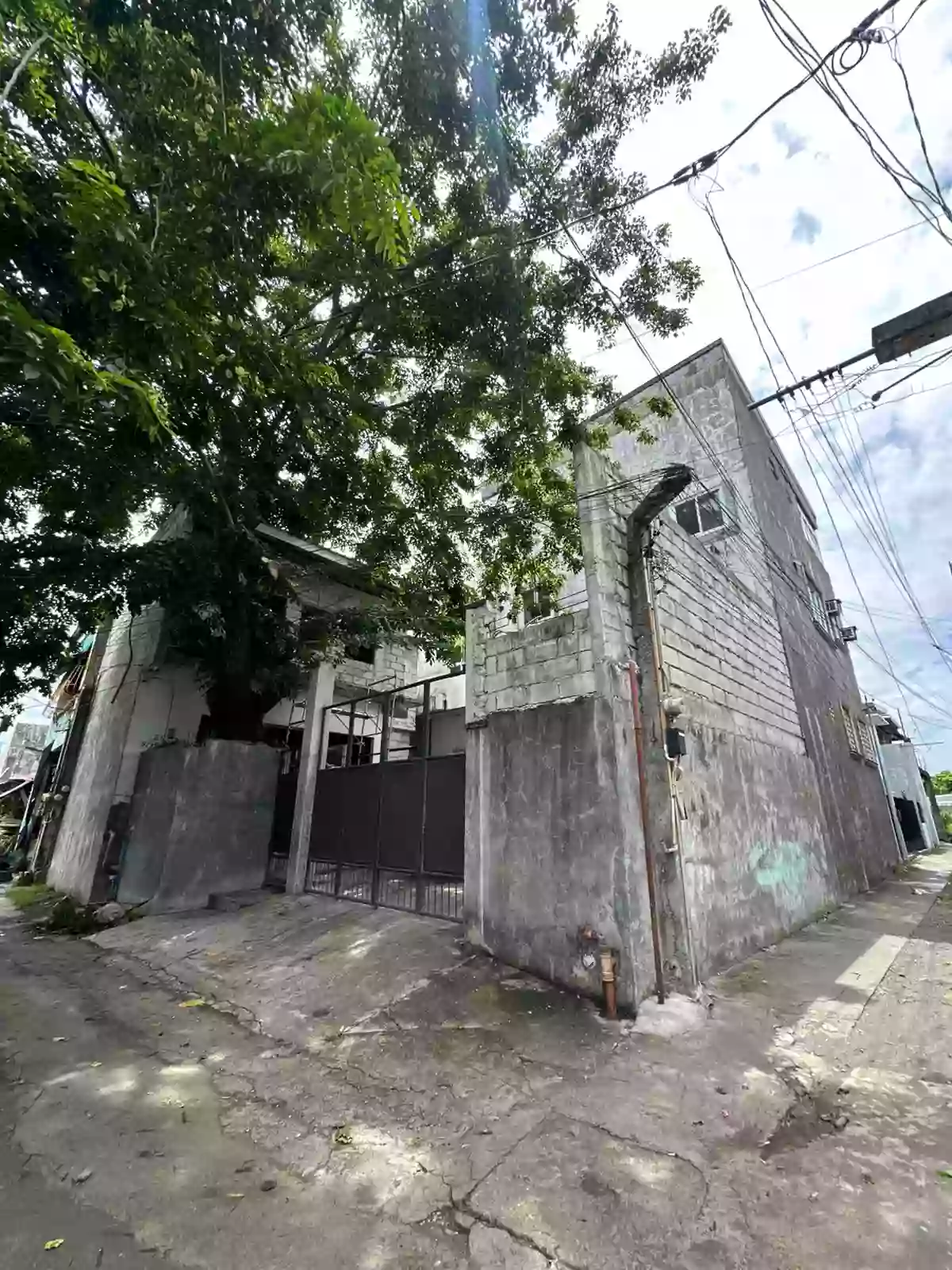 Open photo 34 of 39 — Rush Sale: 4BR House and Lot in P.F. Espiritu VII, Bacoor — 240 sqm Lot