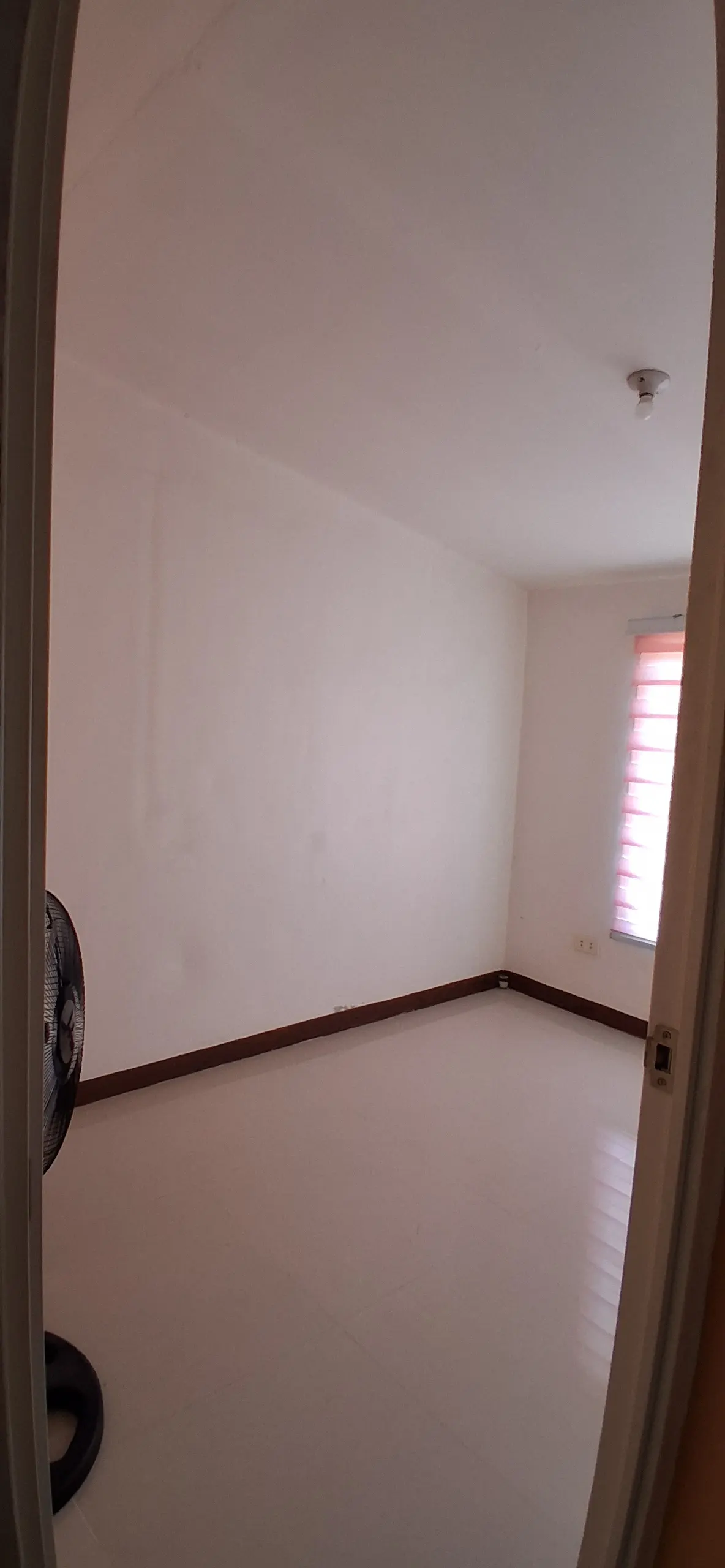 Rush Sale — Townhouse in Navarro, Gen. Trias, Cavite — Photo 3