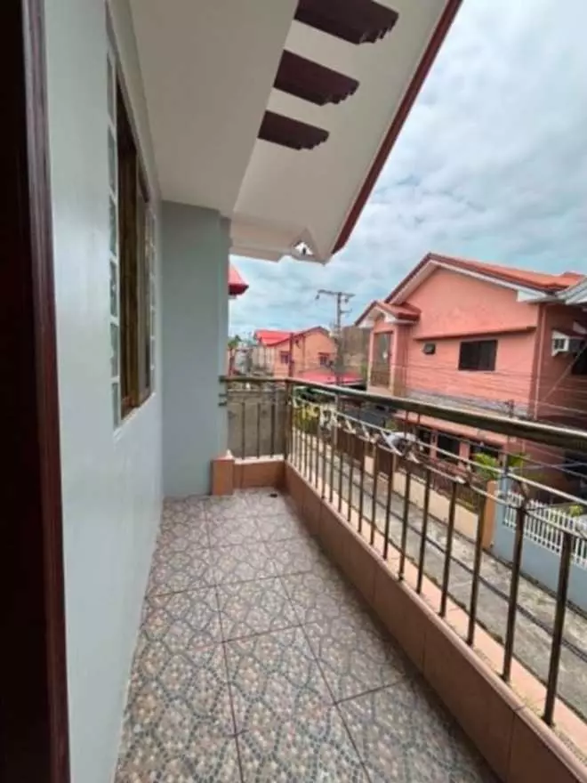 HOUSE AND LOT FOR SALE
