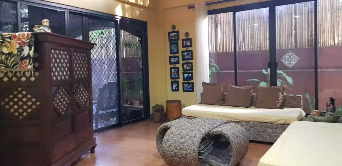 Open photo 14 of 16 — Alabang Hills House for Sale Investment Opportunity